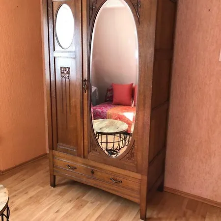 Paulusstrasse 3 エディガー・エラー