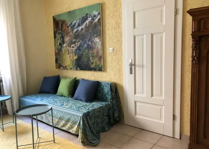 Paulusstrasse 3 * Ediger-Eller